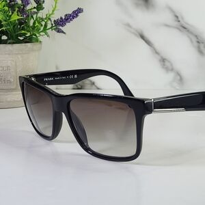 Prada Sunglasses Black with Gradient Lenses. SPR 19S